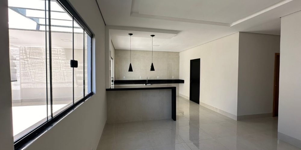 CA00116 (10)
